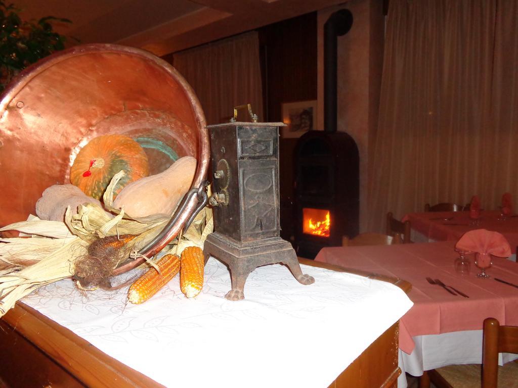 Albergo Ristorante Cima I Pra' Понте-нелле-Альпи Экстерьер фото